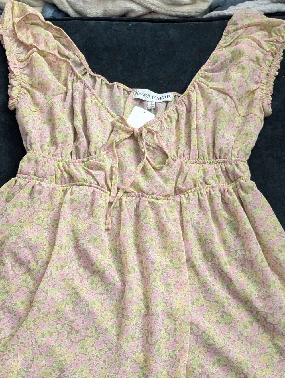 NWOT! Almost Famous Pastel Flower Mesh Midi Summer Dress w/ Lining Size L.